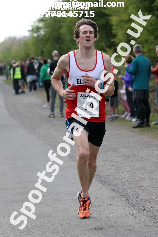 Terry O'Gara Memorial 5k Road Race, Wallsend. Photo:  David T. Hewitson/Sports for All Pics